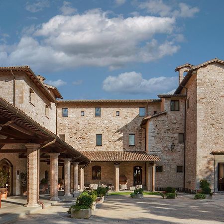 Park Hotel Ai Cappuccini Gubbio Exterior photo