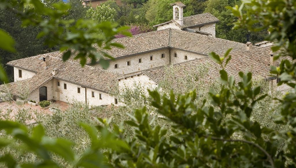 Park Hotel Ai Cappuccini Gubbio Exterior photo